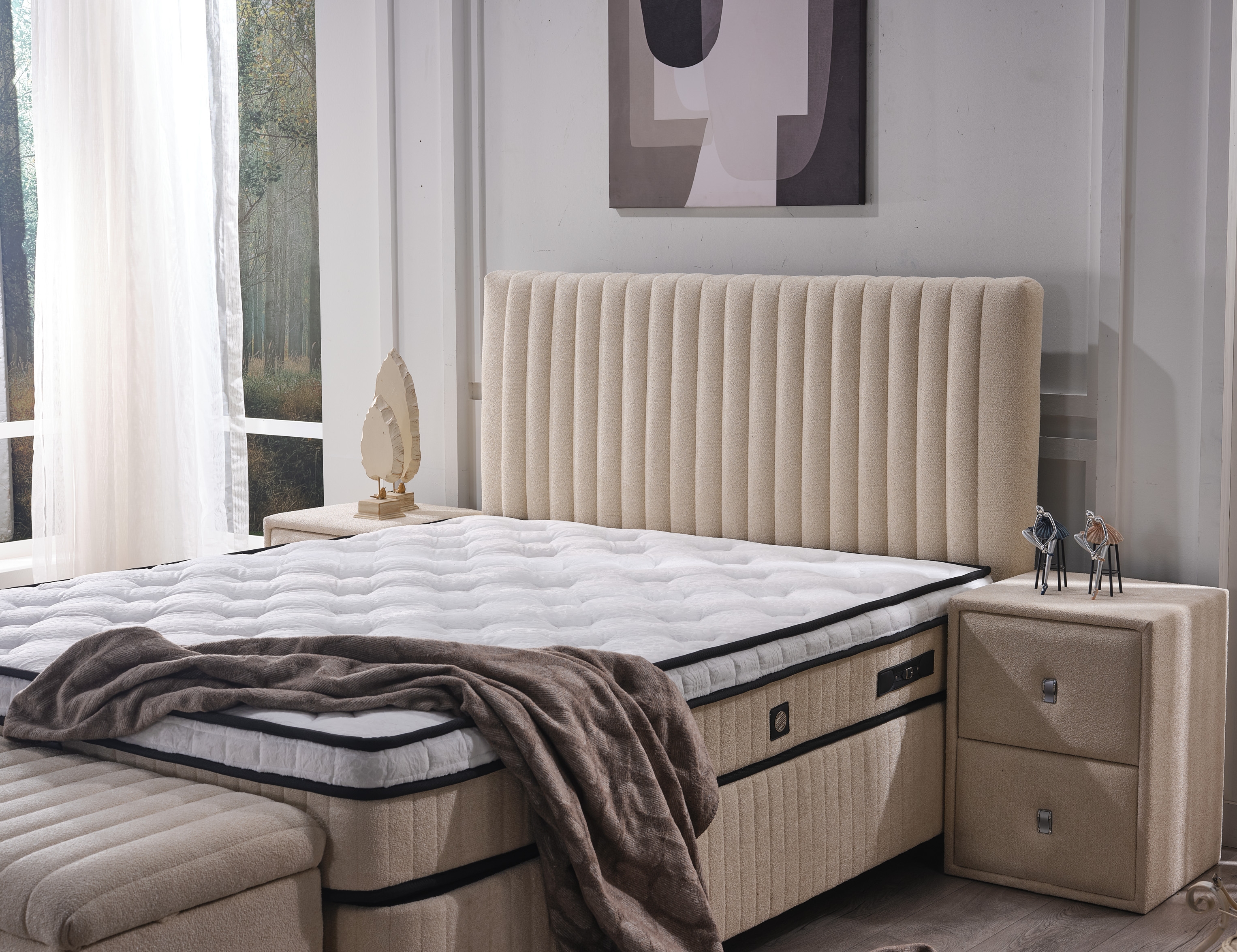 Peony%20Base%20and%20Headboard%20Bedding%20Set