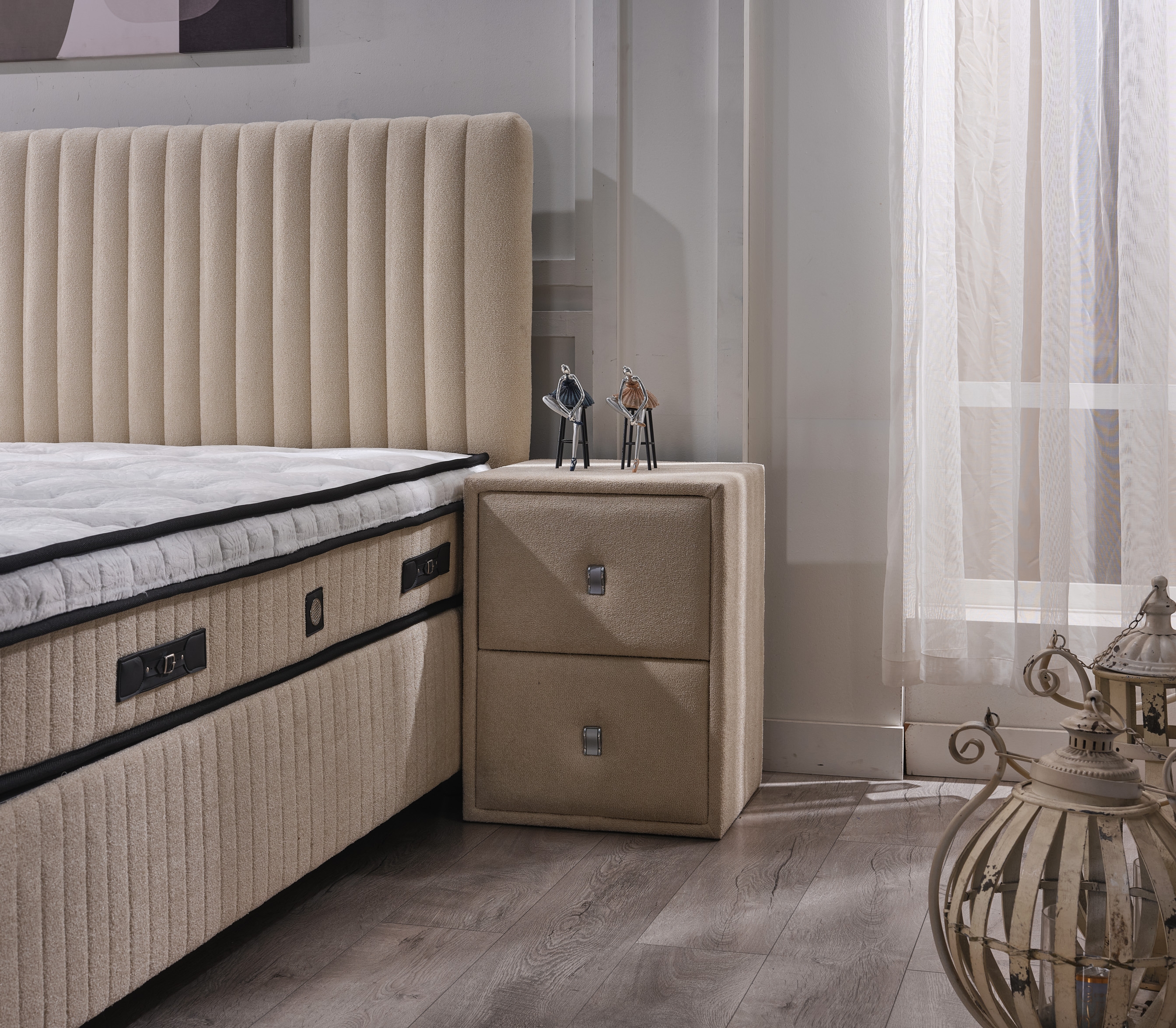 Peony%20Base%20and%20Headboard%20Bedding%20Set